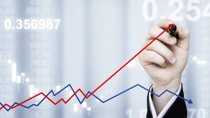 Ekonomi Indonesia THR ADB Bank Indonesia Surplus Neraca