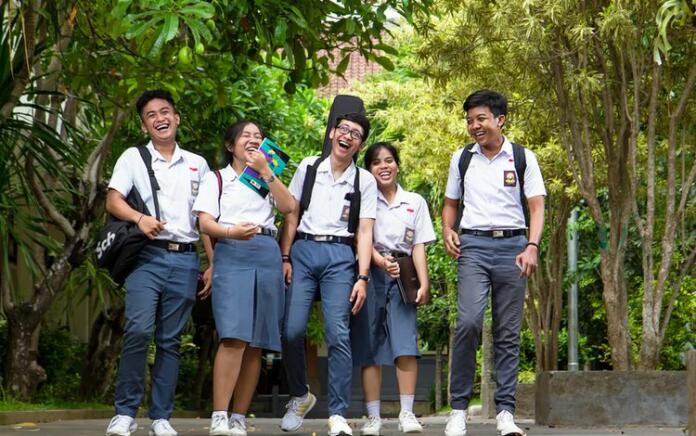 Lebih Dari 80 Persen Sekolah di Indonesia Terapkan Kurikulum Merdeka