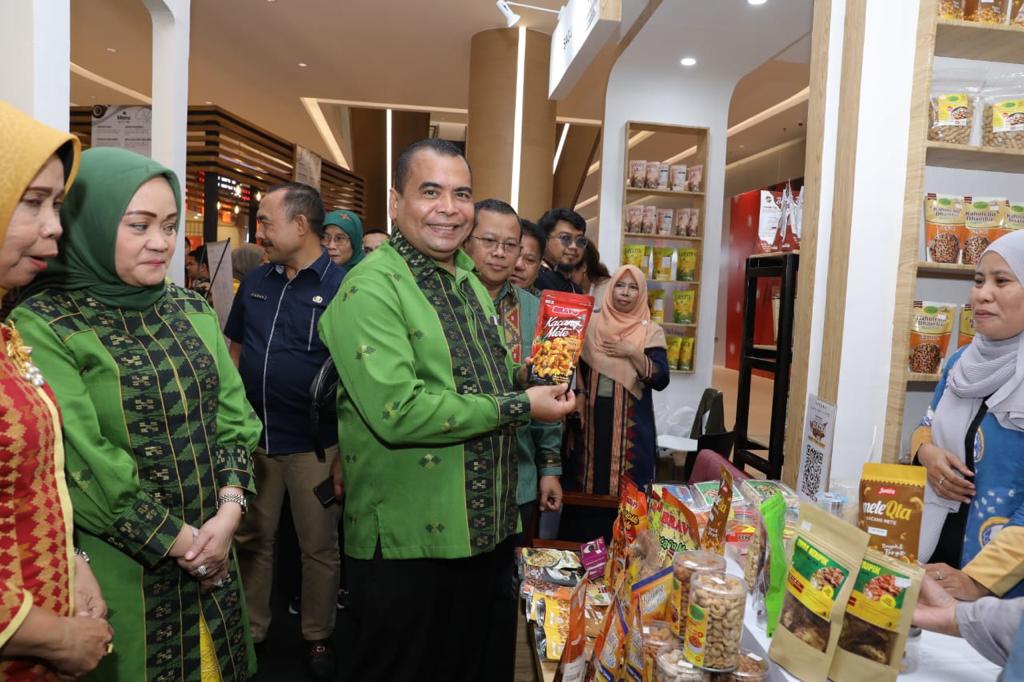 Wamendes Ajak Masyarakat Cinta Produk Lokal