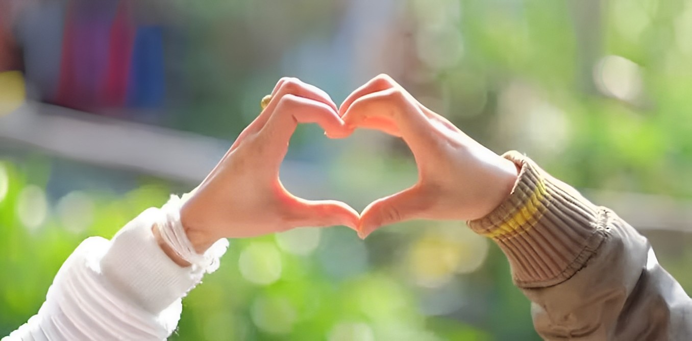 Cinta: Makna, Pengaruh, dan Kompleksitas dalam Kehidupan Manusia Cinta: Makna, Pengaruh, dan Kompleksitas dalam Kehidupan Manusia