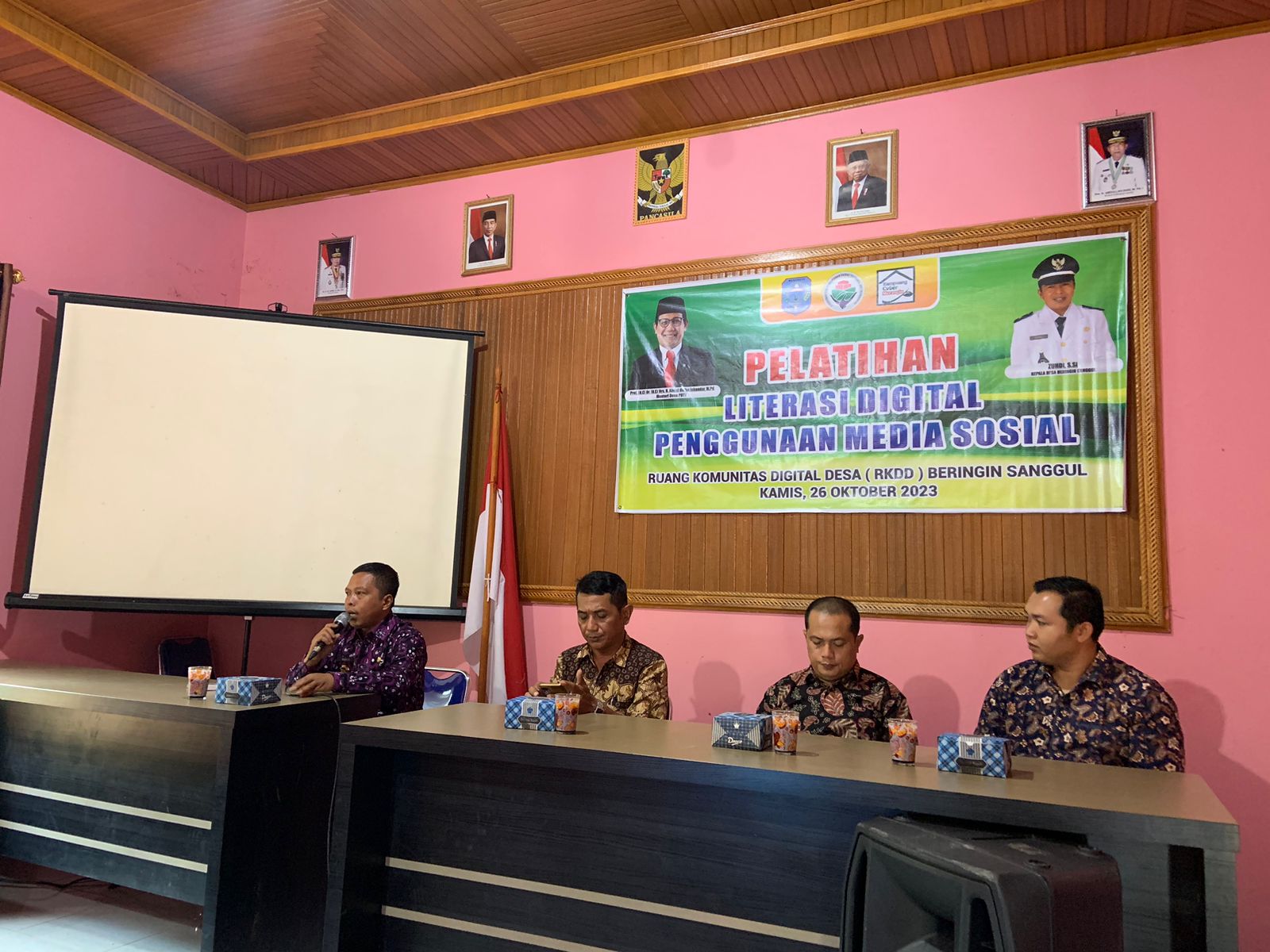 Pentingnya Pelatihan Literasi Digital di Tingkat Desa