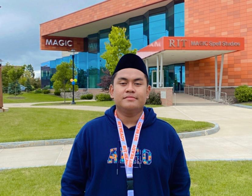 Santri Asal Tuban Raih Penghargaan Pemuda Unggul dari Gubernur Jatim Santri Asal Tuban Raih Penghargaan Pemuda Unggul dari Gubernur Jatim