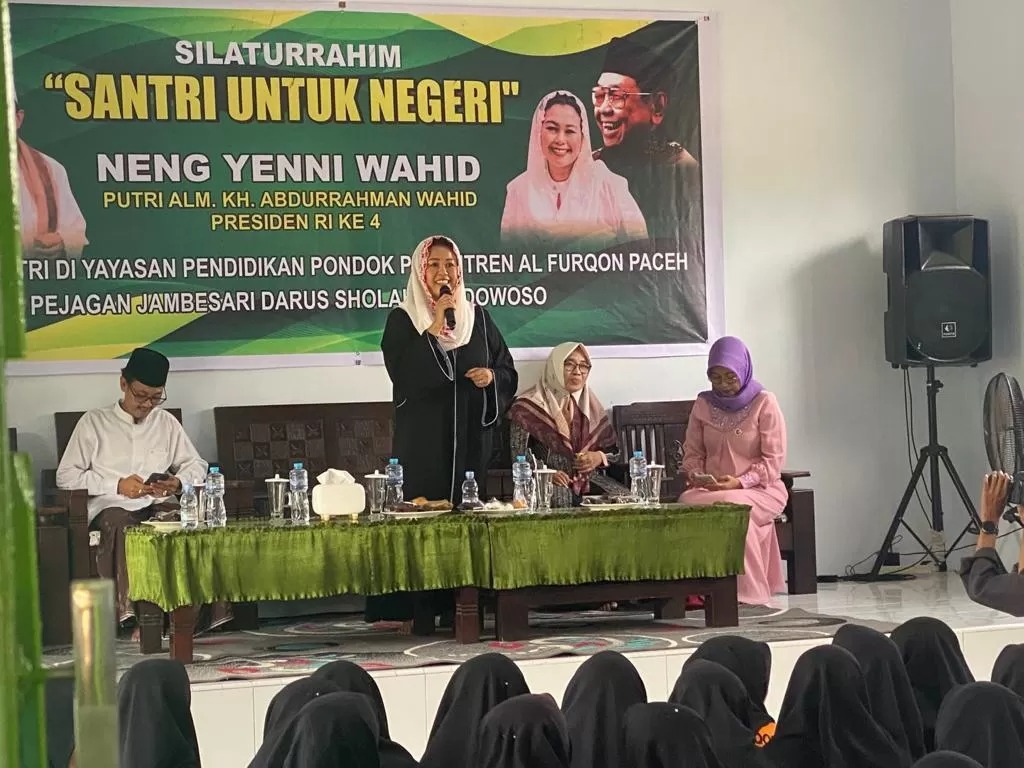 Yenny Wahid di acara silaturahmi di Pondok Pesantren Al-Furqon Paceh Bondowoso