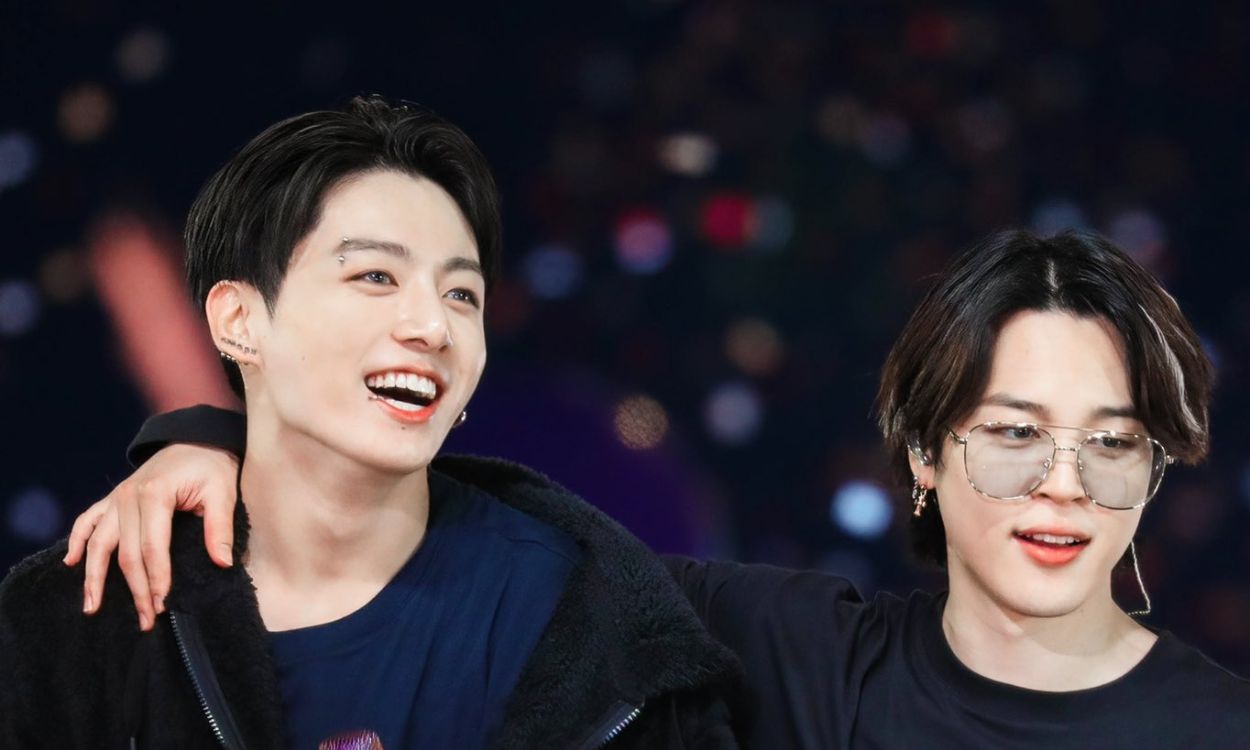 Jimin dan Jungkook Sampaikan Perpisahan dengan Fans Sebelum Wamil jimin jungkook