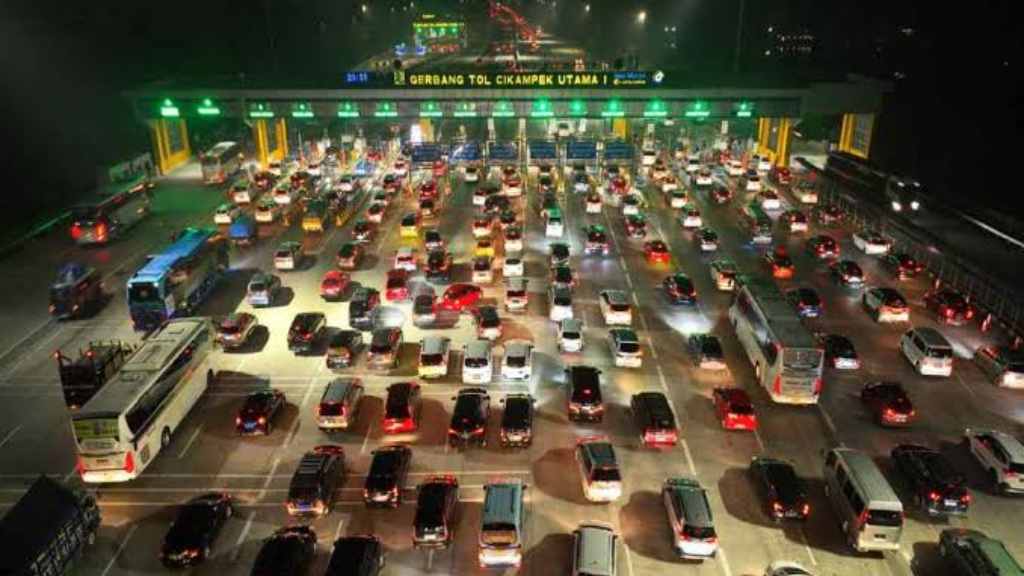 Prediksi Puncak Arus Mudik dan Balik Lebaran 2024