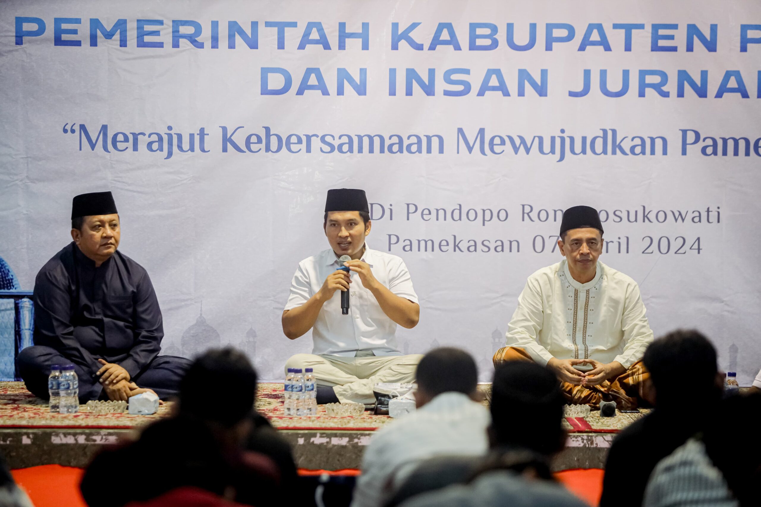 Ketua PWI Singgung Pilar Keempat Demokrasi saat Bukber dengan Pemkab Pamekasan Ketua PWI Singgung Pilar Keempat Demokrasi saat Bukber dengan Pemkab Pamekasan