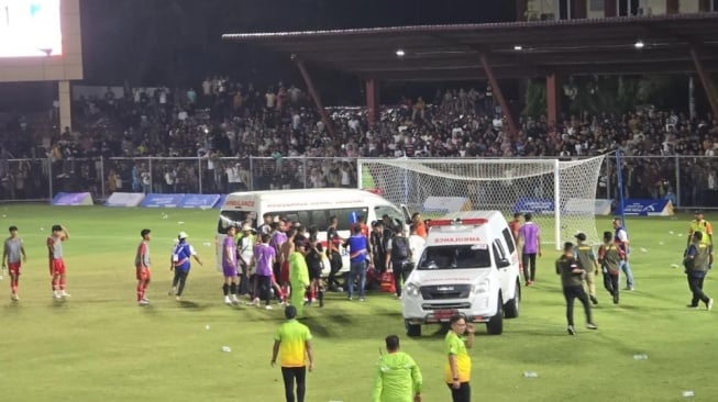PSSI Kecam Keras Kontroversi Laga PON XXI: Wasit dan Pemukul Terancam Sanksi Terberat PSSI Kecam Keras Kontroversi Laga PON XXI: Wasit dan Pemukul Terancam Sanksi Terberat