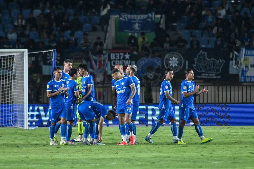 Persib Bandung vs Dewa United: Duel Tajam di Pekan ke-19 Liga 1 Persib Bandung vs Dewa United: Duel Tajam di Pekan ke-19 Liga 1