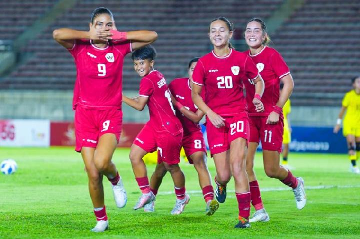 Malam Ini Timnas Putri Indonesia Siap Lawan Kamboja di Final Piala AFF Putri 2024 Malam Ini Timnas Putri Indonesia Siap Lawan Kamboja di Final Piala AFF Putri 2024