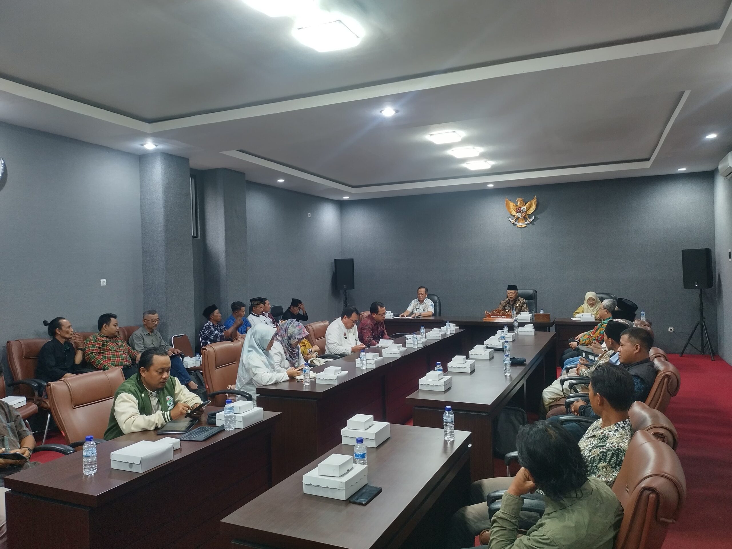 Forum Audiensi Bahas Masa Depan Kopi Malang sebagai Produk Unggulan Daerah Forum Audiensi Bahas Masa Depan Kopi Malang sebagai Produk Unggulan Daerah