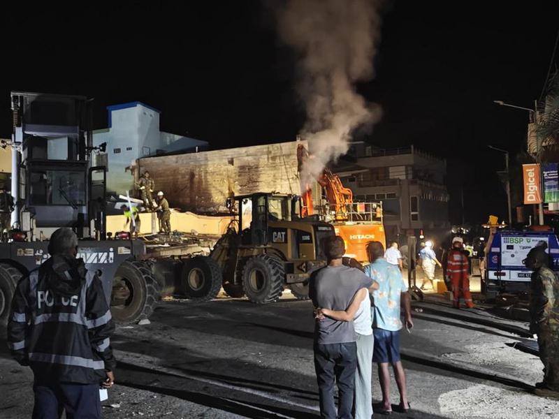 Pesawat Penyelamat Selandia Baru Tiba di Vanuatu untuk Bantu Korban Gempa Pesawat Penyelamat Selandia Baru Tiba di Vanuatu