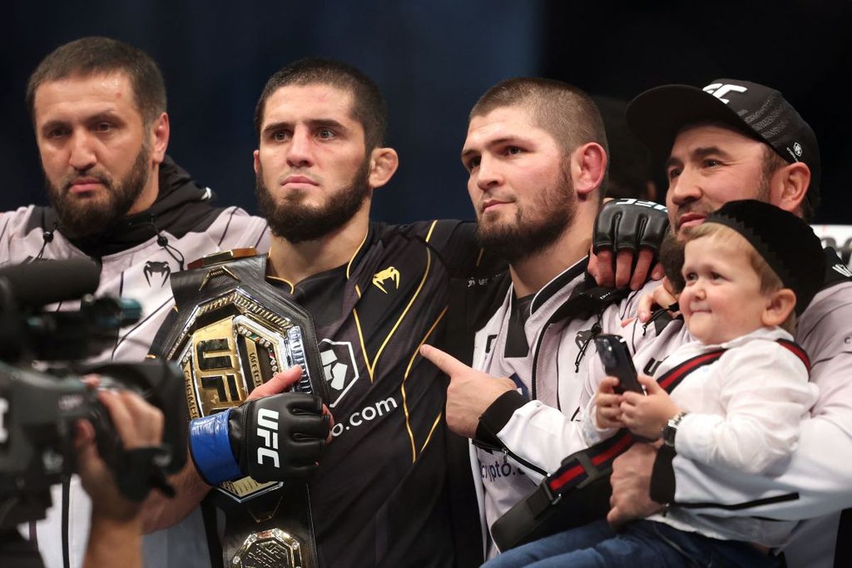 Islam Makhachev dan Umar Nurmagomedov Bertarung di UFC 311, Khabib: "Semoga Saya Bisa Survive" Islam Makhachev dan Umar Nurmagomedov Bertarung di UFC 311, Khabib: "Semoga Saya Bisa Survive"