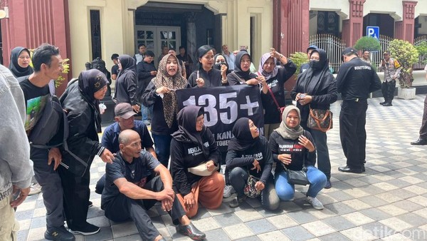 Pengadilan Restitusi Korban Tragedi Kanjuruhan Disorot Akibat Intimidasi dan Pengabaian Hak Persidangan Restitusi Korban Tragedi Kanjuruhan