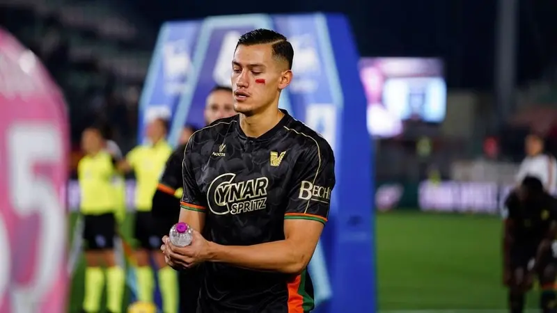 Jay Idzes Tampil Apik, Venezia Terhindar dari Kekalahan Jay Idzes Tampil Apik, Venezia Terhindar dari Kekalahan