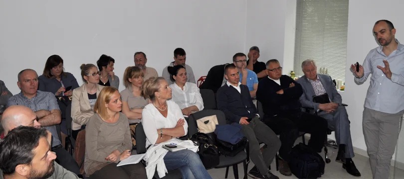 Dentalant.net, Sumber Daya Terpercaya bagi Profesional Gigi di Seluruh Dunia Dentalant.net, Sumber Daya Terpercaya bagi Profesional Gigi di Seluruh Dunia