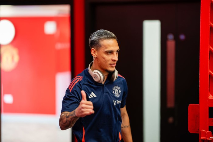 Antony di Persimpangan: Real Betis atau Olympiacos? Antony di Persimpangan: Real Betis atau Olympiacos?