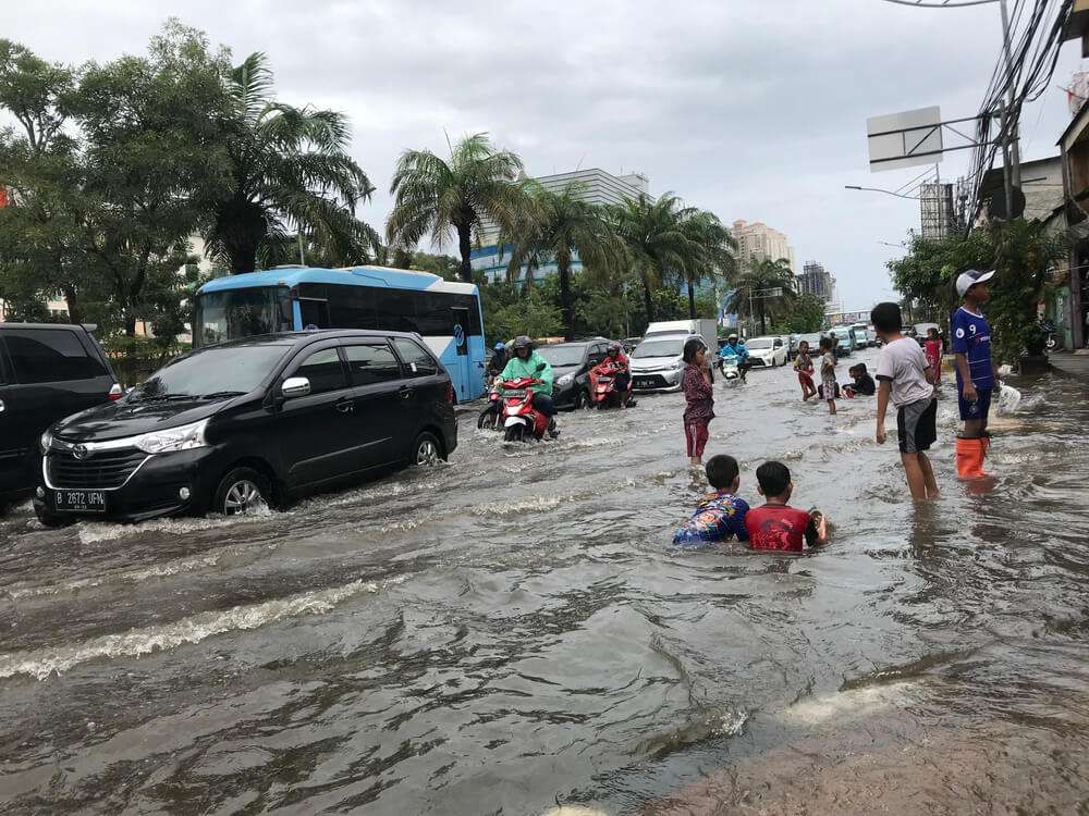 Jakarta Terendam Banjir, 19 Ruas Jalan Terkena Dampak dengan Ketinggian Air Bervariasi Jakarta Terendam Banjir, 19 Ruas Jalan Terkena Dampak dengan Ketinggian Air Bervariasi