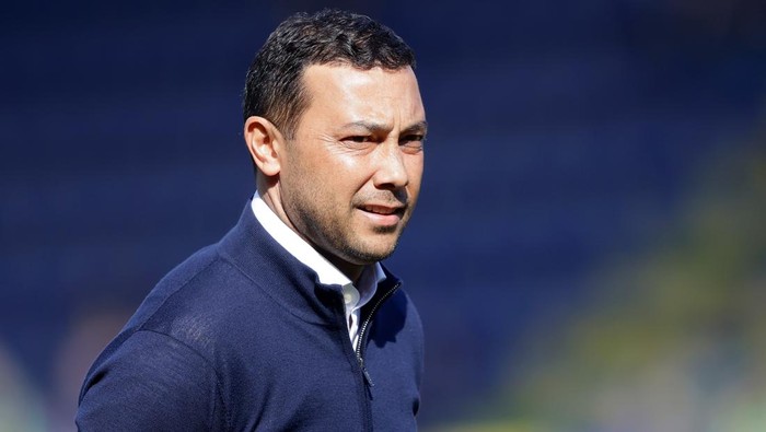 Denny Landzaat: Dulu Gagal Main di Liga Indonesia, Kini Jadi Asisten Pelatih Timnas Denny Landzaat: Dulu Gagal Main di Liga Indonesia, Kini Jadi Asisten Pelatih Timnas