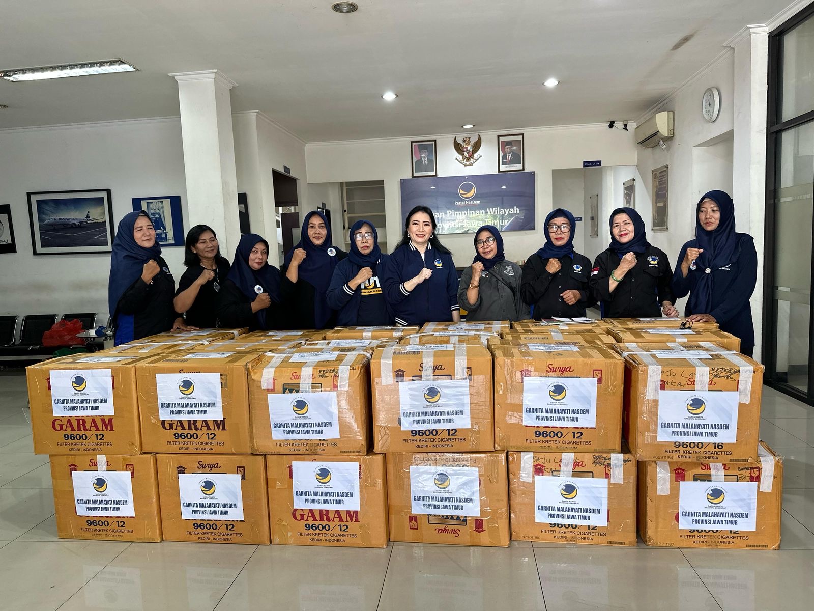 Hari Valentine, Garnita NasDem Jawa Timur Gelar Bakti Sosial bagi Korban Banjir di Situbondo Hari Valentine, Garnita NasDem Jawa Timur Gelar Bakti Sosial bagi Korban Banjir di Situbondo