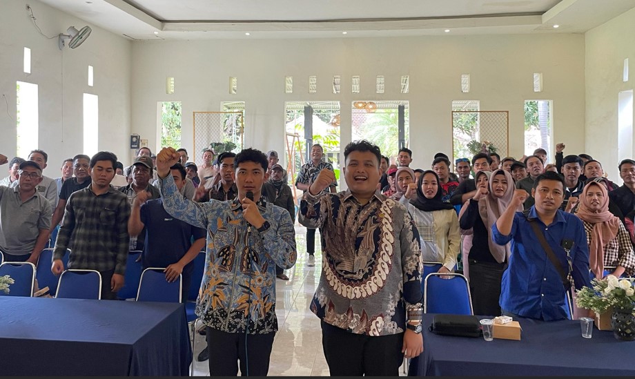 Reses Bima Rafsanjani Rafid: Menyerap Aspirasi Masyarakat Untuk Membangun Situbondo Naik Kelas Reses Bima Rafsanjani Rafid: Menyerap Aspirasi Masyarakat Untuk Membangun Situbondo Naik Kelas