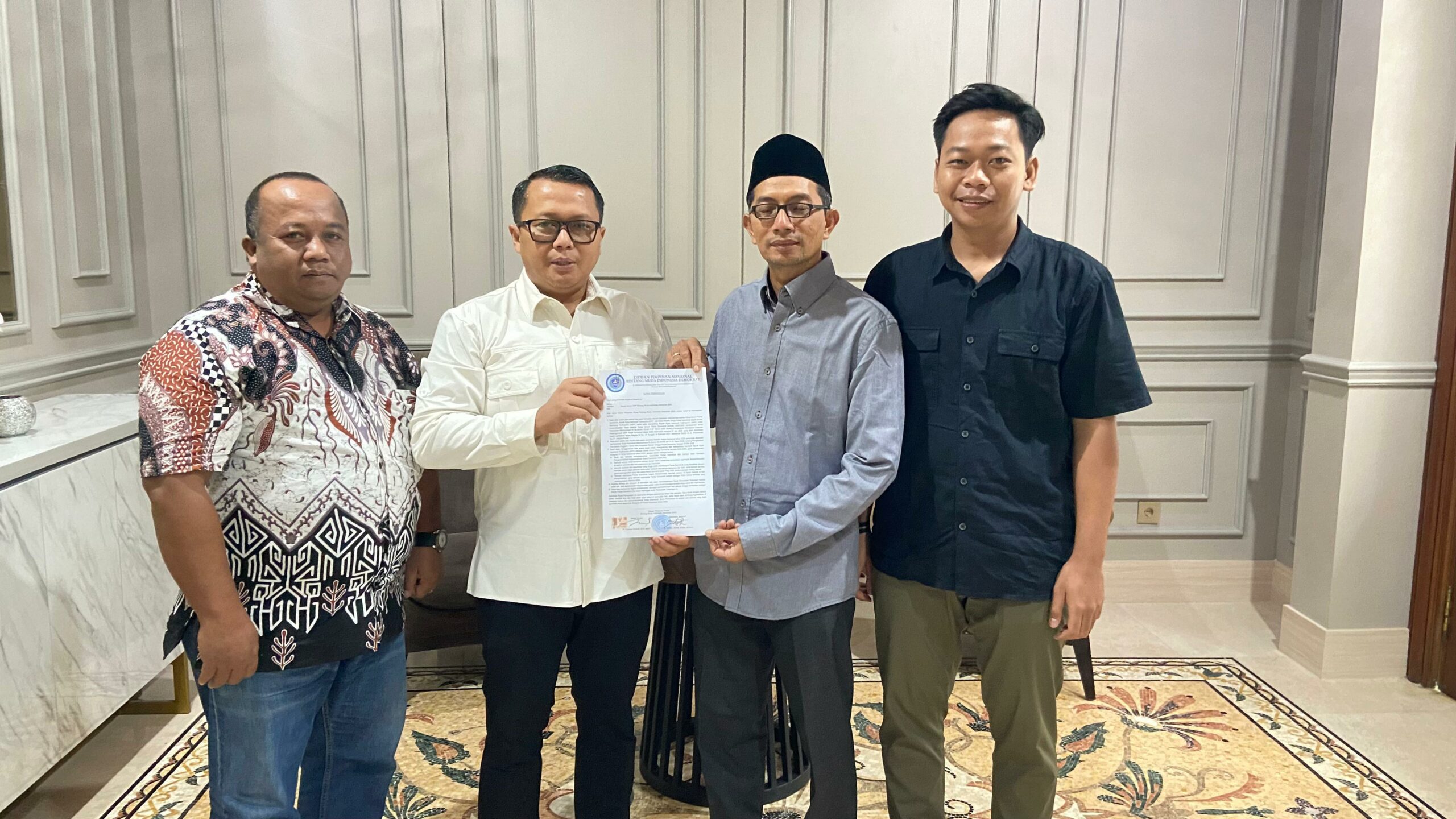 BMI Tegaskan Dukungan Penuh untuk AHY di Kongres VI Demokrat BMI Tegaskan Dukungan Penuh untuk AHY di Kongres VI Demokrat