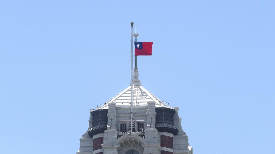 Ketegangan Selat Taiwan Memanas, China Kerahkan Balon dan Jet Tempur Ketegangan Selat Taiwan Memanas, China Kerahkan Balon dan Jet Tempur