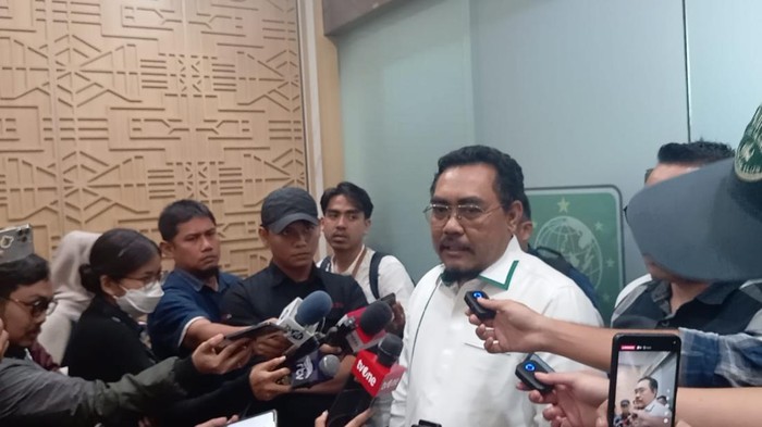 Prabowo Lantik Mendikti Baru, PKB: Penertiban Menteri Sudah Dibuktikan Prabowo Lantik Mendikti Baru, PKB: Penertiban Menteri Sudah Dibuktikan