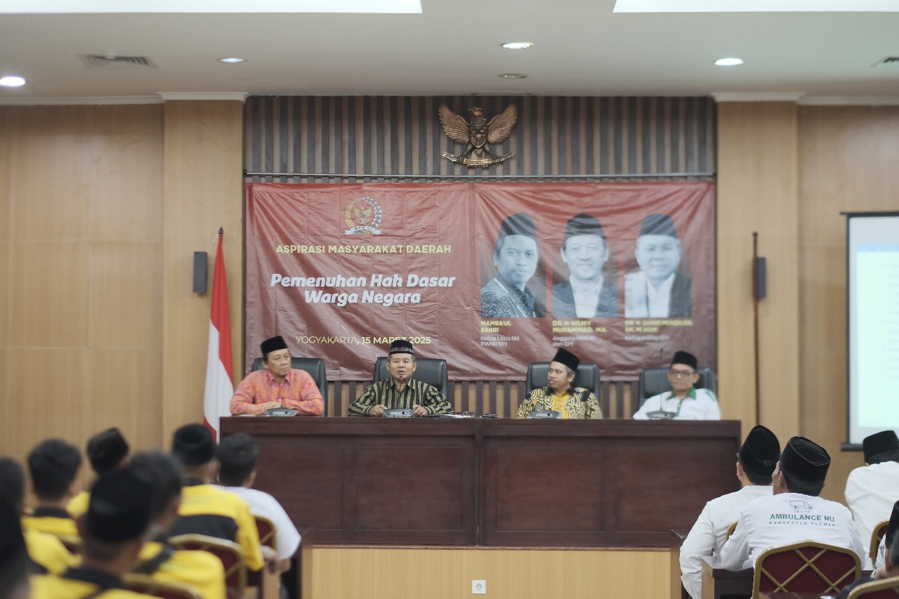 Apresiasi untuk Driver dan Kru Ambulans, Kiai Zuhdi: Buah dari Khidmah kepada Masyarakat Apresiasi untuk Driver dan Kru Ambulans, Kiai Zuhdi: Buah dari Khidmah kepada Masyarakat