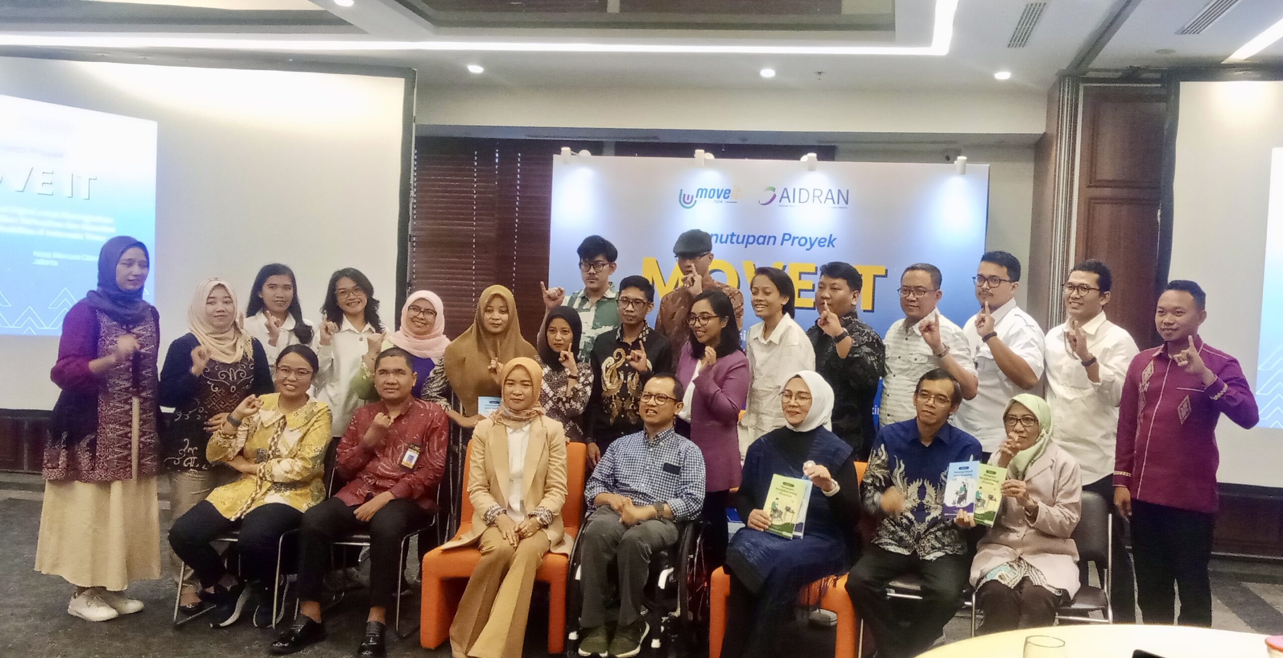 AIDRAN Akhiri Move It 2024 dengan Seruan Perluasan Pendidikan Inklusif untuk Anak Disabilitas AIDRAN Akhiri Move It 2024 dengan Seruan Perluasan Pendidikan Inklusif untuk Anak Disabilitas