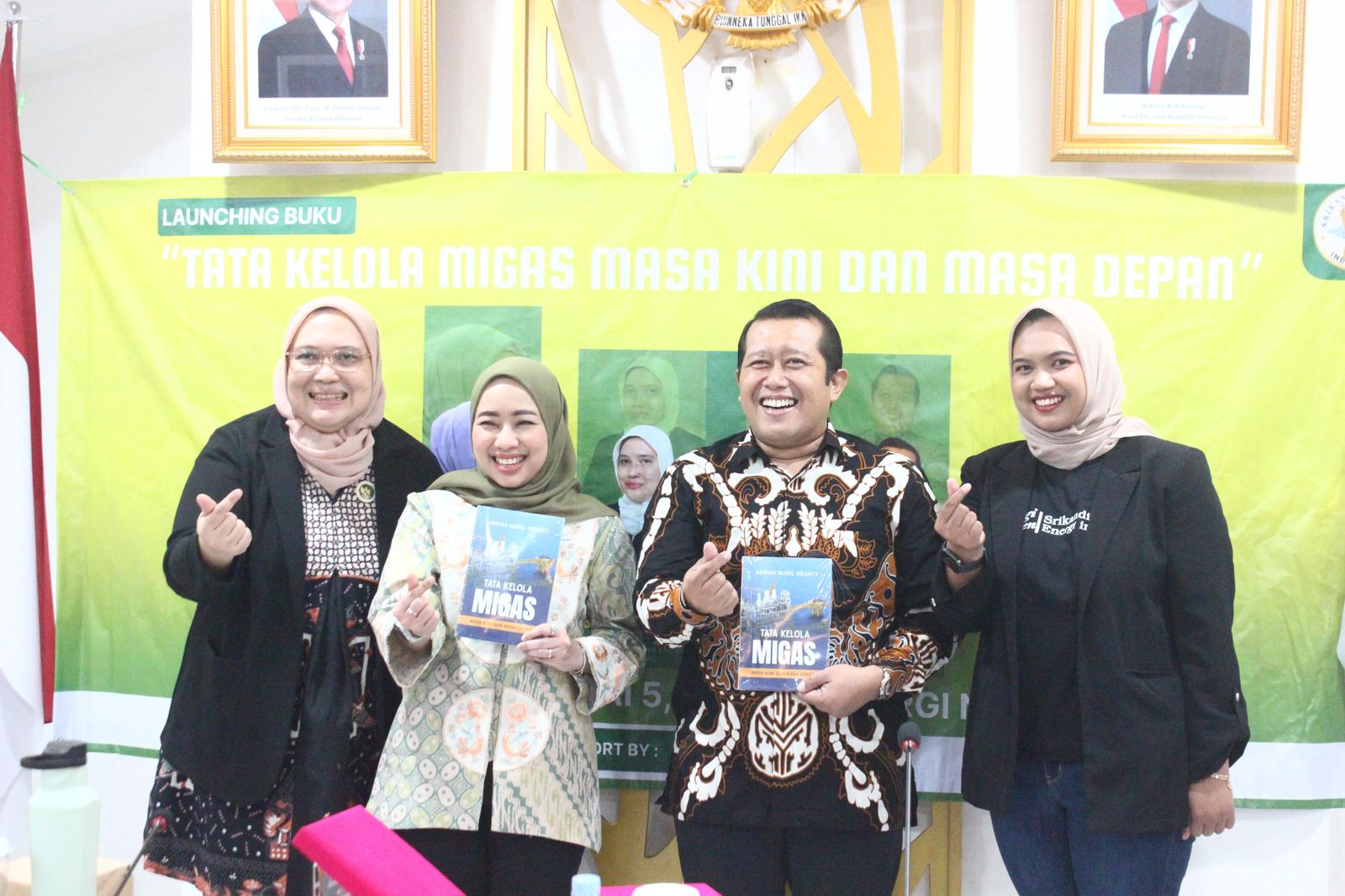 Srikandi Energi Indonesia Resmi Luncurkan Buku 'Tata Kelola Migas Masa Kini dan Masa Depan' Srikandi Energi Indonesia Resmi Luncurkan Buku 'Tata Kelola Migas Masa Kini dan Masa Depan'