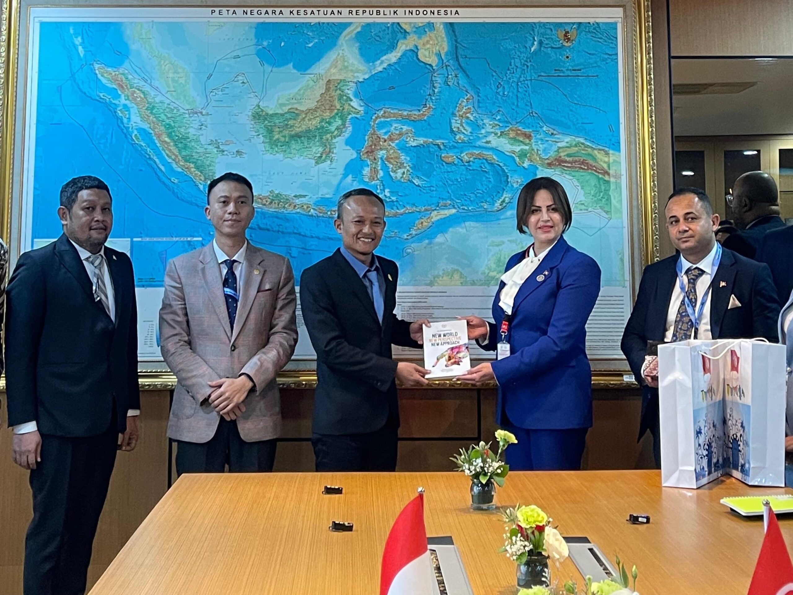 Pererat Kerja Sama Bilateral, Kaisar Abu Hanifah Bersama BKSAP DPR RI Terima Kunjungan Parlemen Tunisia Pererat Kerja Sama Bilateral, Kaisar Abu Hanifah Bersama BKSAP DPR RI Terima Kunjungan Parlemen Tunisia