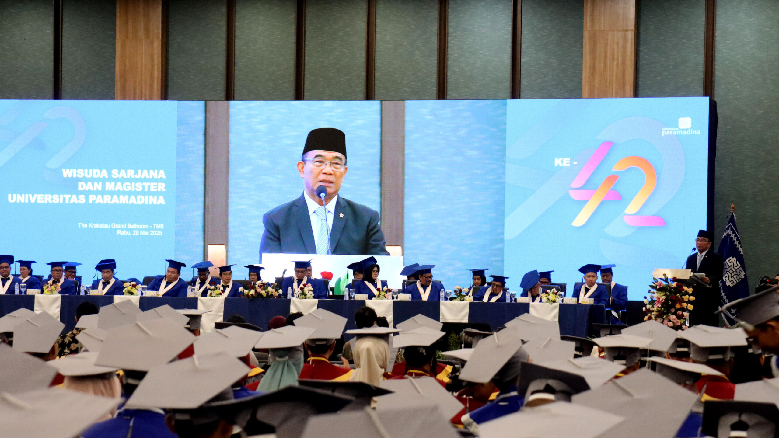 Orasi Ilmiah Wisuda Paramadina, Prof. Muhadjir Effendy: Pembangunan Harus Inklusif Berbasis Etika Orasi Ilmiah Wisuda Paramadina, Prof. Muhadjir Effendy: Pembangunan Harus Inklusif Berbasis Etika