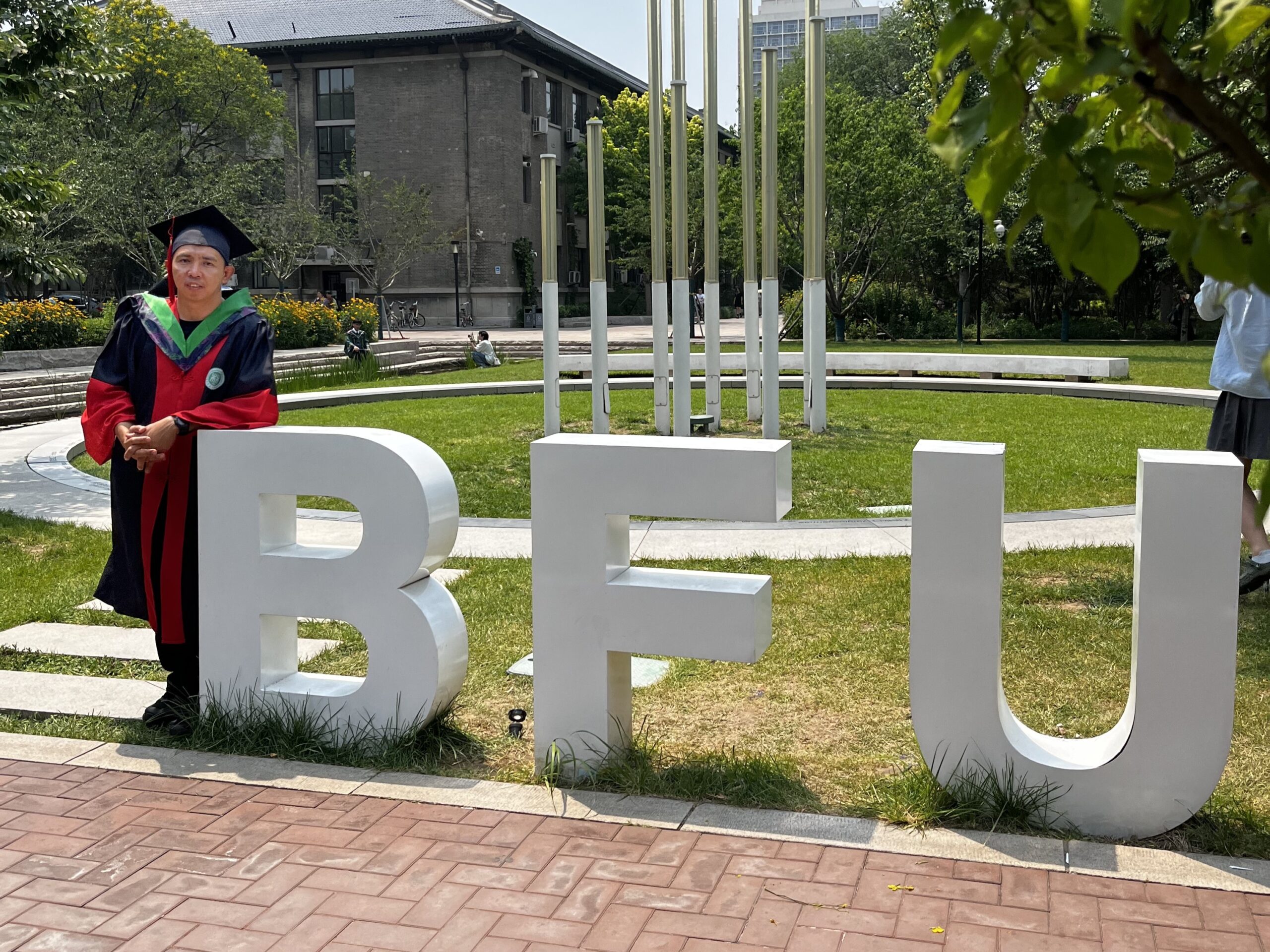 Hutan Mangrove di Kampung Halaman Antarkan Rianto Wiarta Raih Doktor Beijing Hutan Mangrove di Kampung Halaman Antarkan Rianto Wiarta Raih Doktor Beijing