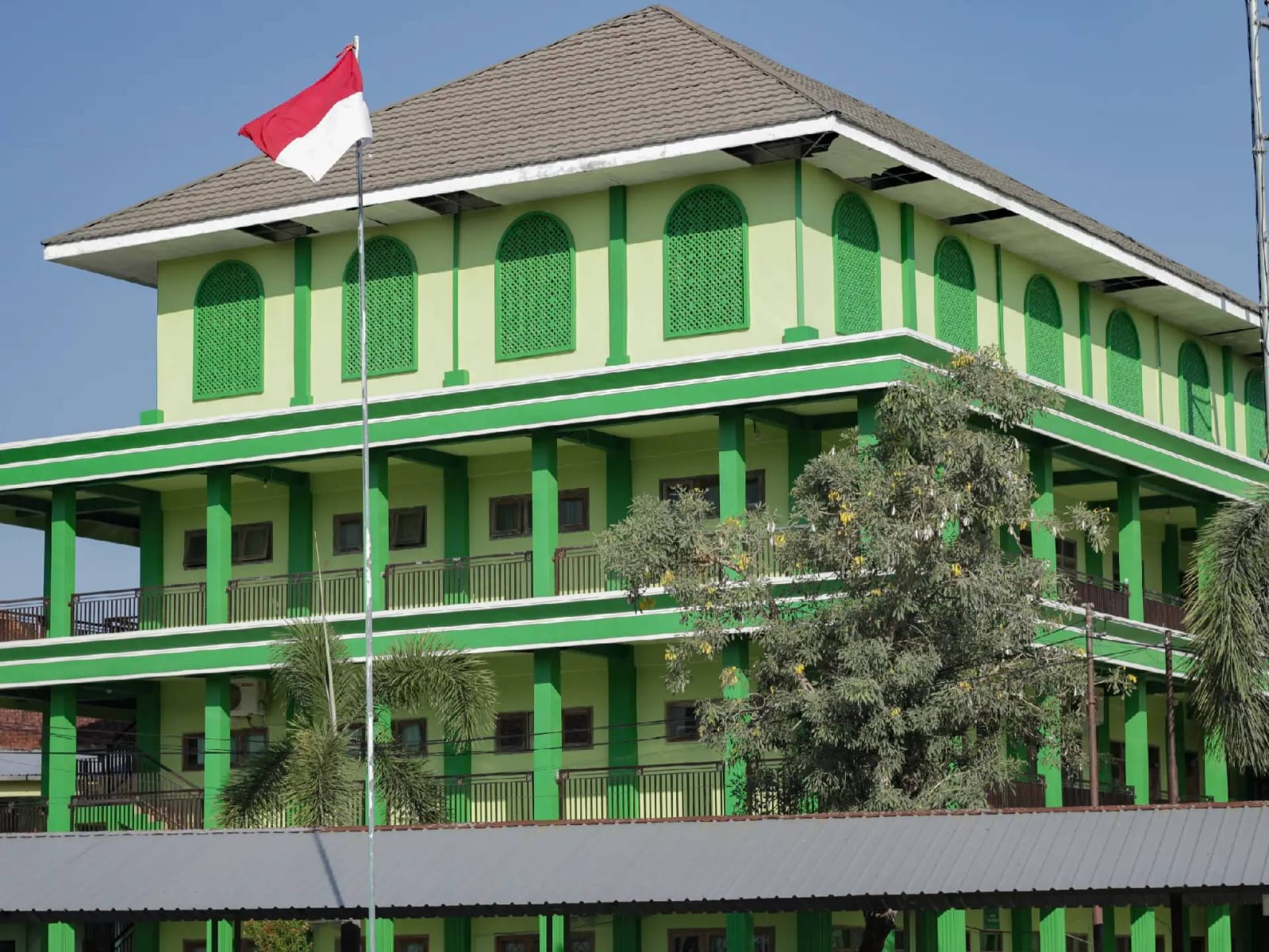 Ujian Ulang Berbayar di Teknik UIM Tuai Protes Mahasiswa Ujian Ulang Berbayar di Teknik UIM Tuai Protes Mahasiswa