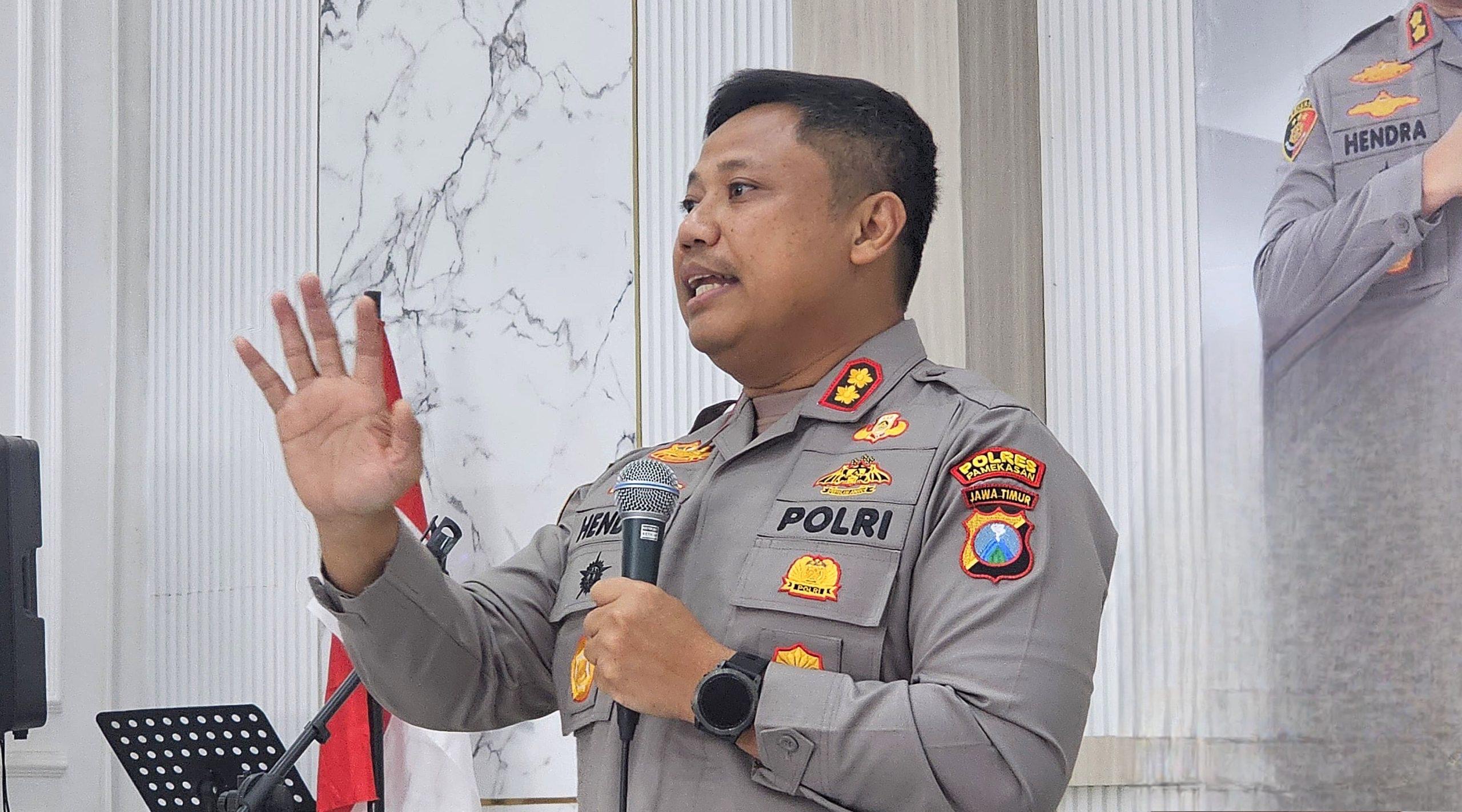 AKBP Hendra Eko, Seorang Perwira yang Ingin Menghilangkan Citra Negatif Madura AKBP Hendra Eko, Seorang Perwira yang Ingin Menghilangkan Citra Negatif Madura