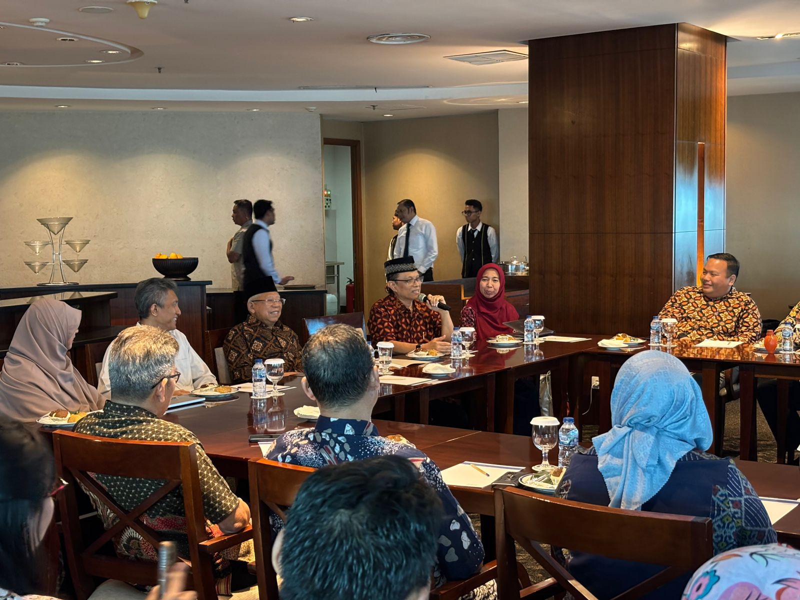 Ma’ruf Amin Soroti Tantangan dan Arah Baru Ekonomi Syariah Indonesia Ma’ruf Amin Soroti Tantangan dan Arah Baru Ekonomi Syariah Indonesia