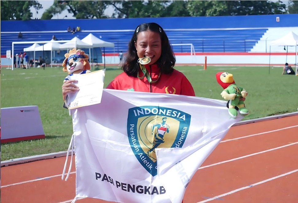 Nur Faizin Apresiasi Dewi Nur Aini yang Sumbang Medali Emas untuk Sumenep Nur Faizin Apresiasi Dewi Nur Aini yang Sumbang Medali Emas untuk Sumenep