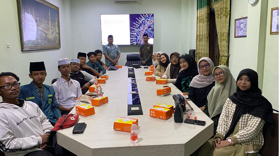 Pelajar NU Kota Malang Diajak Kritis Hadapi Ilusi Media Sosial, Dorong Kesadaran dan Aktivisme Remaja Pelajar NU Kota Malang Diajak Kritis Hadapi Ilusi Media Sosial, Dorong Kesadaran dan Aktivisme Remaja