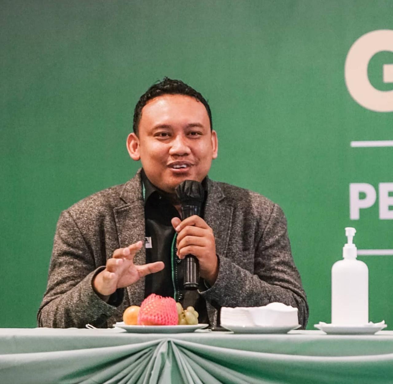 IKAPMII Trenggalek Desak Polisi Profesional Tangani Kasus Penganiayaan Guru IKAPMII Trenggalek Desak Polisi Profesional Tangani Kasus Penganiayaan Guru