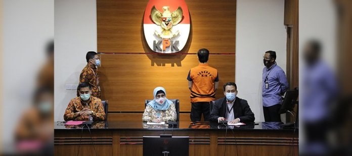 KPK Tahan Penyuap Mantan Sekretaris Mahkamah Agung