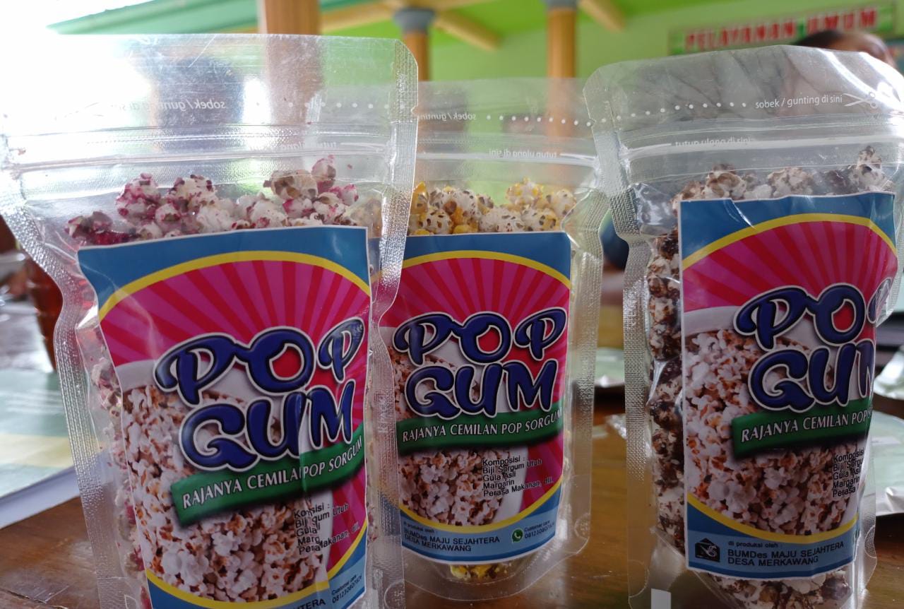 Dorong Kemandirian Ekonomi Desa, Bumdes Maju Sejahtera Desa Merkawang Hasilkan Produk Inovatif ‘Pop Gum’