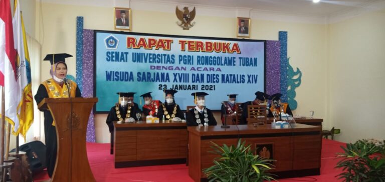 Sejumlah Capaian Prestasi Warnai Wisuda Ke-18 Unirow Tuban