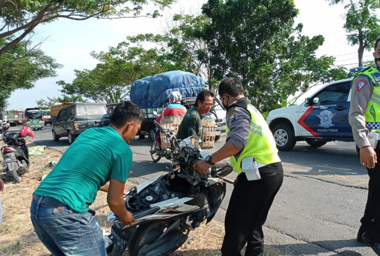 Kecelakan Beruntung di Widang Akibatkan Dua Siswa Tewas