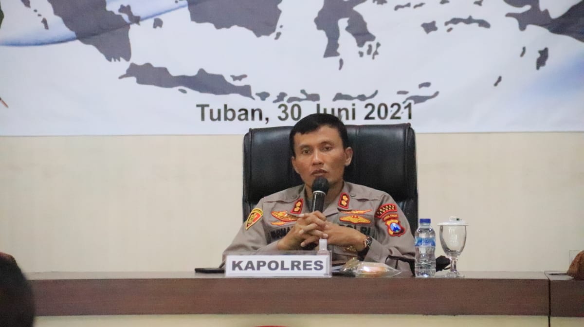 Kapolres Tuban Wajibkan Bhabinkamtibmas Kawal Kegiatan Vaksinasi di daerahnya