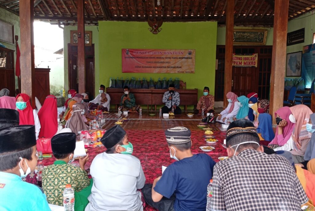 Berikan Dukungan Pendidikan Pada Anak Yatim dan Anak yang Berprestasi