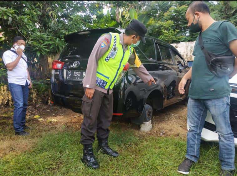 Pencuri Spesialis Roda Mobil Kembali Beraksi, Warga Kebonsari jadi Korban