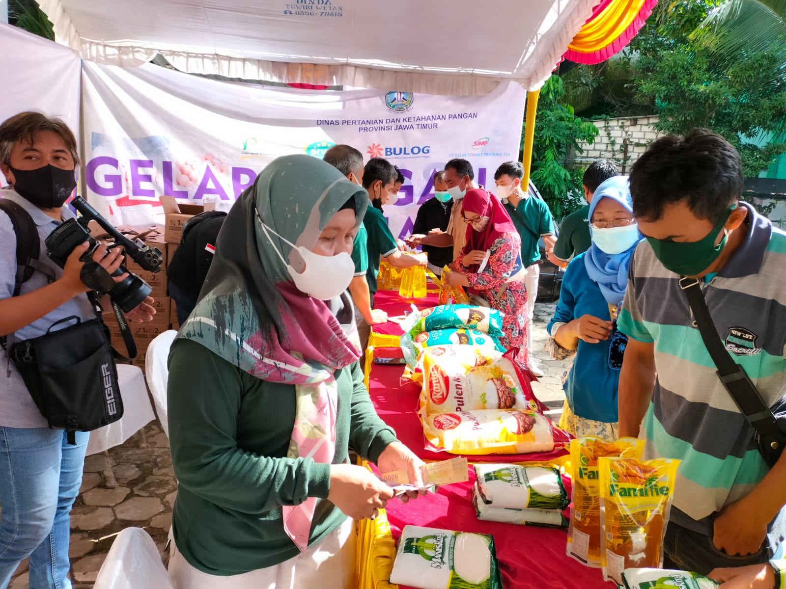 Gelar Pangan Murah Berkualitas, Kantor Dinas Pertanian Diserbu Warga