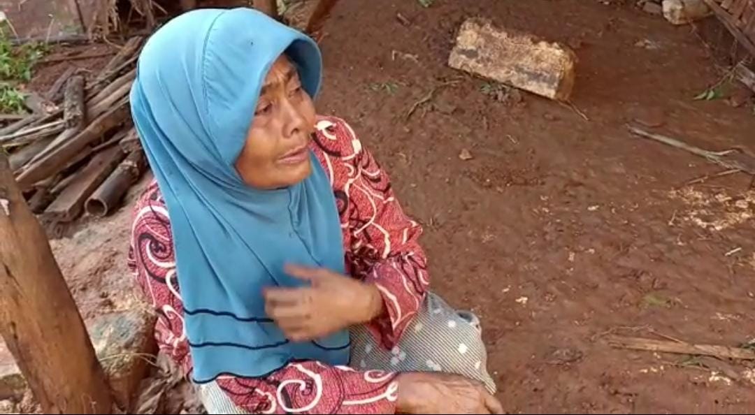 Banjir di Kerek: Baju Hingga Makanan Hanyut Terbawa Arus