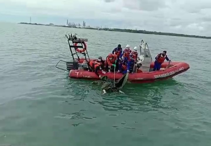 Mayat Mutakim Warga Paciran Ditemukan Mengapung di Perairan Laut Utara Tuban