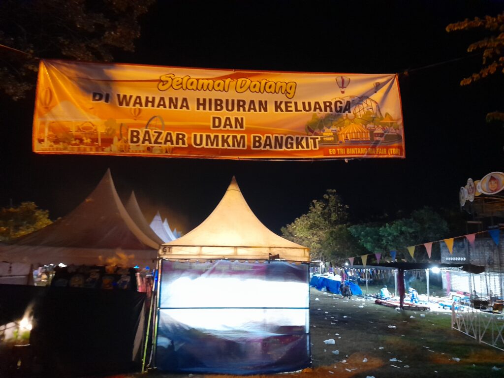 Seorang Anak Terbakar Saat Menikmati Komedi Putar di Pasar Malam Jenu